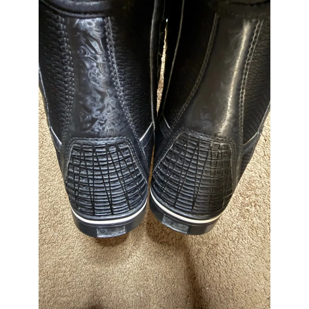 Women's Vans Encore Pro Black Snowboard Boots US 7 with BOA fit system. Faux fur